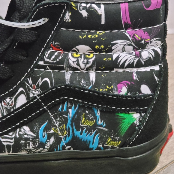 Men's Disney 100 X Vans SK8-HI 100 VILLAIN SNEAKERS LIMITED EDITION - Picture 5 of 16